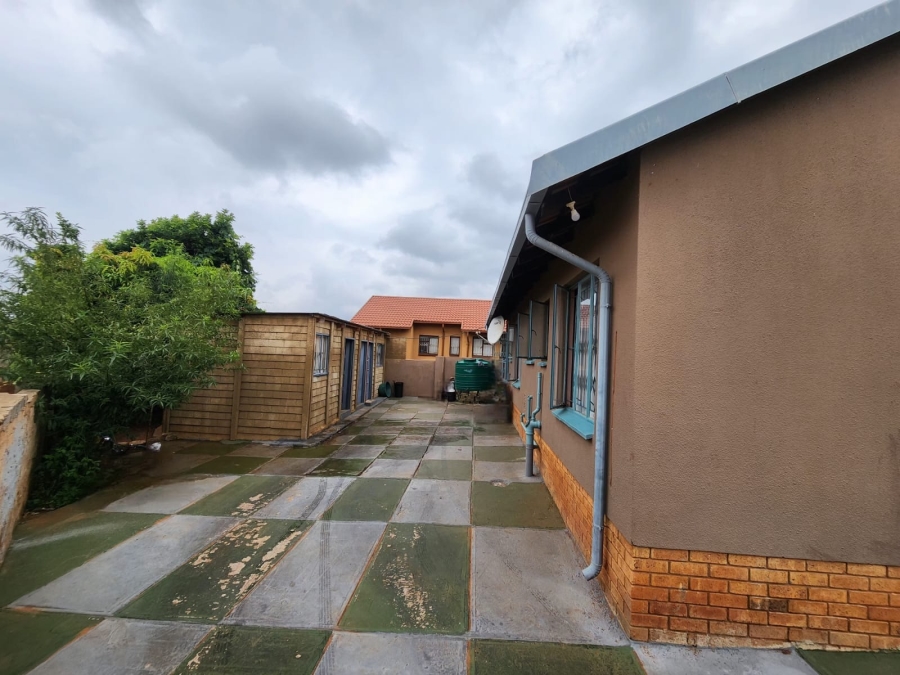3 Bedroom Property for Sale in Tlhabane West North West